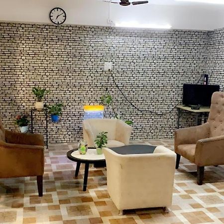 The Paradise Aundh Hotel Pune Bagian luar foto